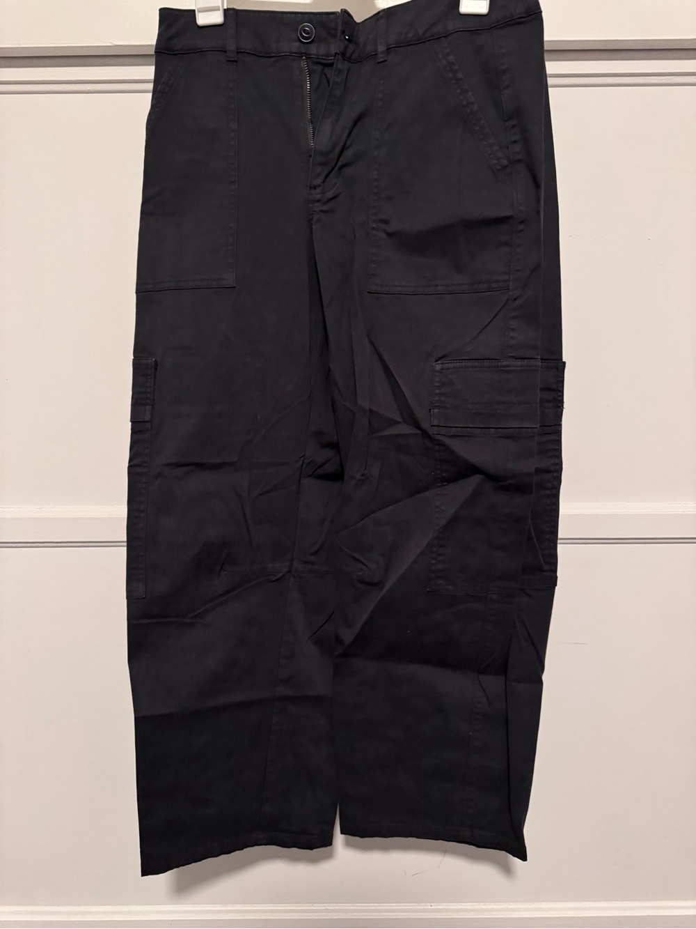 Universal Thread Black Cargo Pants with Side Pockets